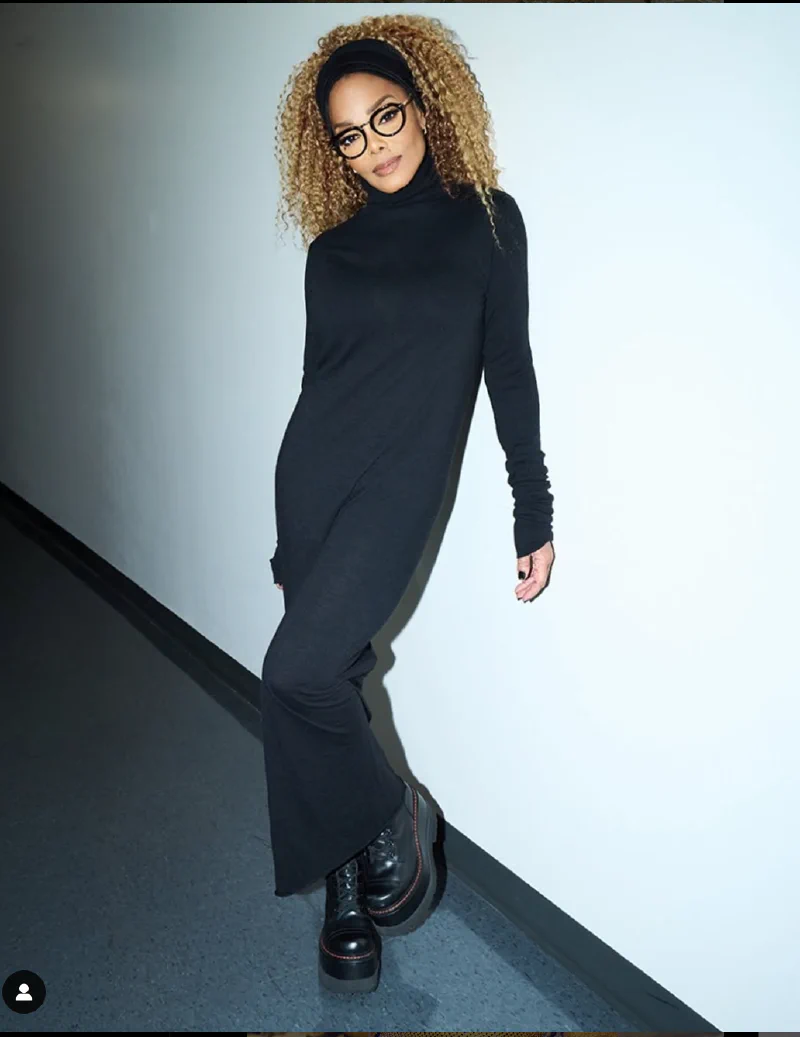 Top 5 Features in Janet Jackson’s Chic Look